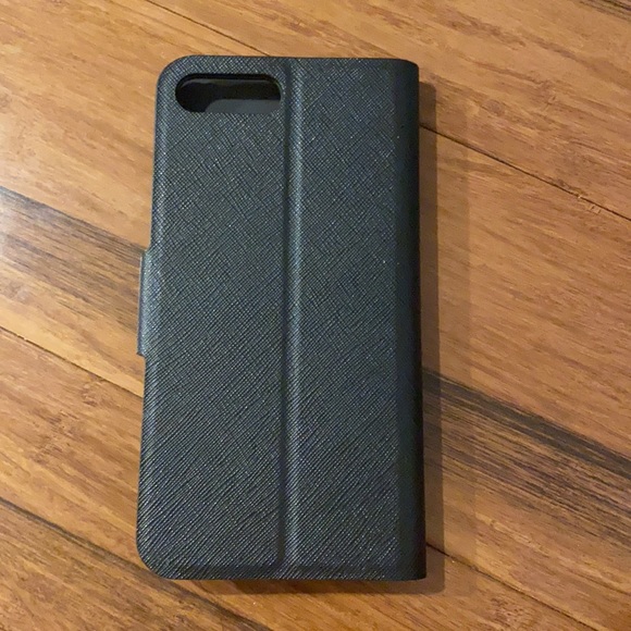 Phone case - Picture 4 of 4